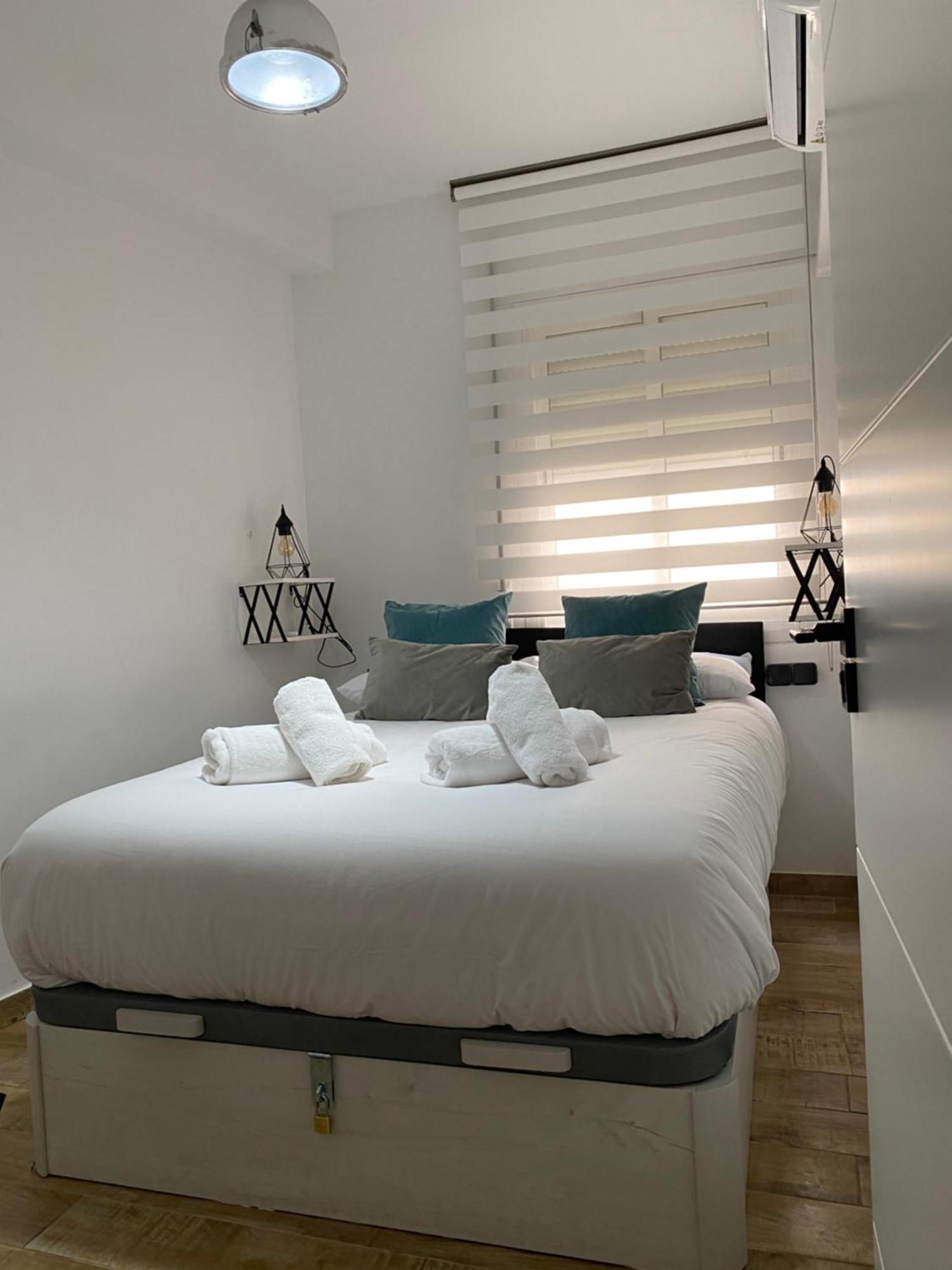 Gongora Home Con Parking Córdoba Exteriör bild